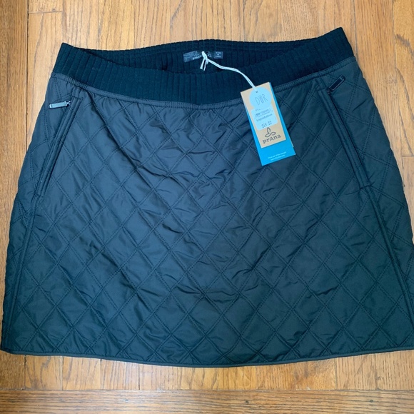 PRANA Diva Black Quilted Skirt NWT - Picture 2 of 5